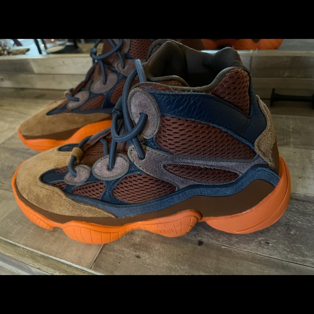 Yeezys 500